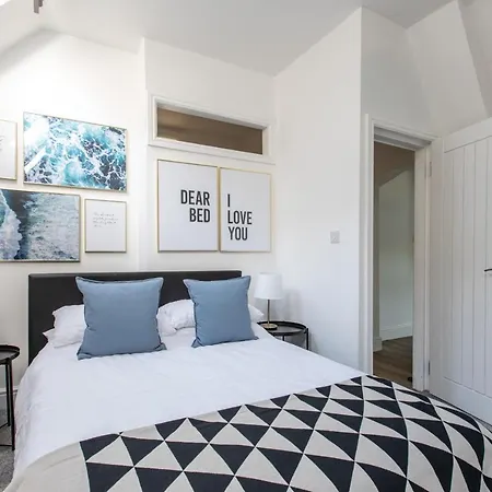 View Apartment *